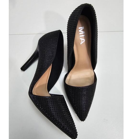 MIA Heels - Size 6 - Black- Studded- New Condition - Picture 1 of 4